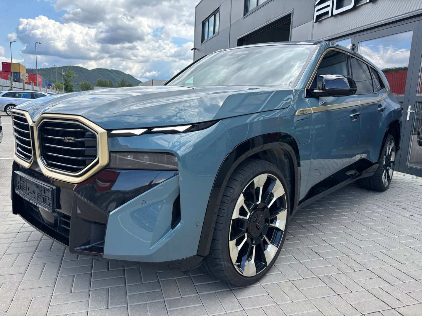 BMW XM